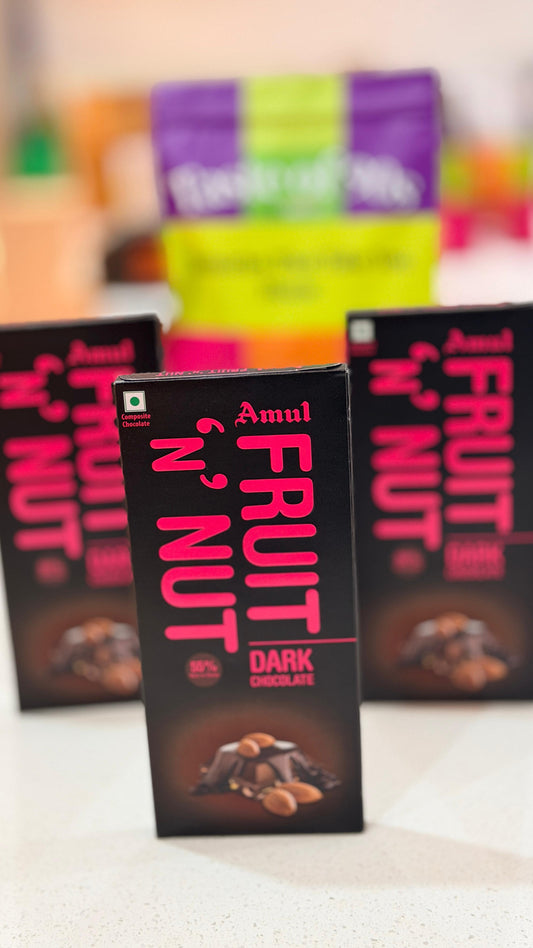 Amul Fruit & Nut Dark 150g: A timeless classic in every square.